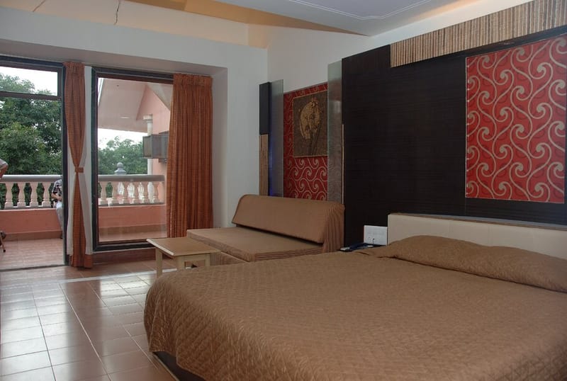 Luxury Deluxe Room with two beds at The Byke Heritage, Matheran